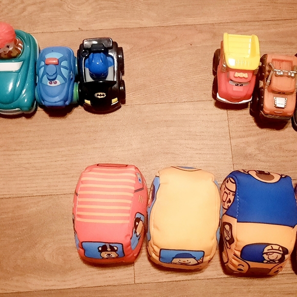 SOLD 14 Toddler Toys,Plush and Plastic - Picture 2 of 9